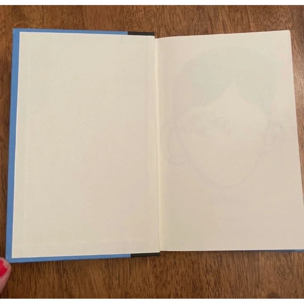 Wonder by R.J. Palacio Hardcover Book Alfred A. Knopf Choose Kind Blue Black